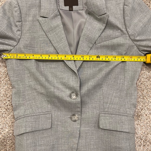 The Limited Collection Light Gray Blazer Two Button, Size 4, Career - Picture 12 of 15